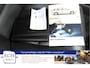 Volvo V70 2.0 benzine 145 pk Momentum, Leer, Trekhaak