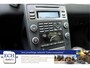 Volvo V70 2.0 benzine 145 pk Momentum, Leer, Trekhaak