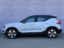 Volvo XC40 Recharge P8 AWD 78 kWh R-Design | Trekhaak | SOH 92% | Nubuck Interieur | Adaptieve Cruise Control | BLIS | Stoel en Stuurverwarming | Harman Kardon |