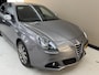 Alfa Romeo Giulietta 1.4 T Distinctive, 120Pk, 2011, Sport pakket, 4 seizoenenbanden, Climate control, Cruise control, Liefhebbersauto,