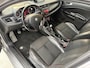 Alfa Romeo Giulietta 1.4 T Distinctive, 120Pk, 2011, Sport pakket, 4 seizoenenbanden, Climate control, Cruise control, Liefhebbersauto,