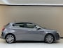 Alfa Romeo Giulietta 1.4 T Distinctive, 120Pk, 2011, Sport pakket, 4 seizoenenbanden, Climate control, Cruise control, Liefhebbersauto,