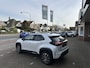 Toyota Yaris Cross 1.5 Hybrid 130 Dynamic + Comfort Pack dodehoekdetectie / stoelverwarming / stuurwielverwarming / parkeersensoren voor + achter / Navigatie / Apple Carplay / Android Auto / parkeercamera / 10 jaar Toyota garantie / rijklaarprijs incl. Toyota Pechhulppas