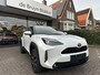 Toyota Yaris Cross 1.5 Hybrid 130 Dynamic + Comfort Pack dodehoekdetectie / stoelverwarming / stuurwielverwarming / parkeersensoren voor + achter / Navigatie / Apple Carplay / Android Auto / parkeercamera / 10 jaar Toyota garantie / rijklaarprijs incl. Toyota Pechhulppas
