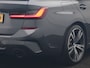 BMW 3-Serie Touring 330e xDrive M Sport PHEV 293pk Dealer O.H. | Panodak | Trekhaak Af Fabriek | Laser LED | Lederen Sportstoelen Memory & Verwarmd | Camera | Apple Carplay | Stuur Verwarmd | Blis | Adaptief Onderstel | Sfeerverlichting | 19"L.M | DAB | Plug In Hybrid |