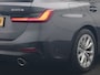 BMW 3-Serie Touring 330e PHEV 293pk Dealer O.H. | Cruise Control | Camera | Stoelverwarming | Carplay | DAB | Navigatie | 17"L.M | Plug In Hybrid |