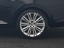 Skoda Superb Combi 1.4 TSI iV Laurin & Klement PHEV 218pk Dealer O.H. | Trekhaak Af Fabriek | Panodak | Adaptive Cruise | 360 Camera | Lederen Comfortstoelen Memory & Ventilatie | Canton Audio | Crystal LED | Stoelen & Stuur Verwarmd | Apple Carplay | Blis | DAB | Navigatie | 19"L.M | Plug In Hybrid |