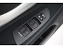 Toyota Auris 1.8 Hybrid Business | Origineel NL | Fietsensteun | Navigatie | Camera | Cruise Control | Clima | 17 inch | Keyless start | Bluetooth | Dakspoiler