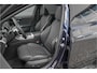 Mercedes-Benz C-klasse 200 Launch Edition AMG Line Pano Trekhaak Camera Stoelverw