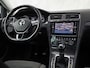 Volkswagen Golf 1.5 TSI Sportline (APPLE CARPLAY, GROOT NAVI, CLIMATE, STOELVERWARMING, SPORTSTOELEN, LED KOPLAMPEN, PARKEERSENSOREN, ADAPTIVE CRUISE, NIEUWSTAAT)