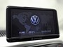 Volkswagen Up! 1.0 high up! (NAVIGATIE, 5 DEURS, GETINT GLAS, LM VELGEN, SPORTSTOELEN, PARKEERSENSOREN, ELEK RAMEN, NIEUWSTAAT)