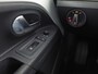 Volkswagen Up! 1.0 high up! (NAVIGATIE, 5 DEURS, GETINT GLAS, LM VELGEN, SPORTSTOELEN, PARKEERSENSOREN, ELEK RAMEN, NIEUWSTAAT)
