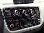 Volkswagen Up! 1.0 high up! (NAVIGATIE, 5 DEURS, GETINT GLAS, LM VELGEN, SPORTSTOELEN, PARKEERSENSOREN, ELEK RAMEN, NIEUWSTAAT)