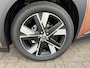 Toyota Aygo X Hybrid 115 pulse Automaat ** Stoelverwarming ** Camera ** Carplay **