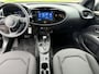 Toyota Aygo X Hybrid 115 pulse Automaat ** Camera ** Stoelverwarming ** Carplay