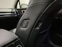 Kia Sorento 1.6 T-GDi Plug-in Hybrid 4WD DynamicPlusLine 7p NL Auto, Schuif kantel dak, Stoel en Stuur verwarming, Apple Carplay/Android Auto, Navigatie, Camera. 10 jaar garantie.
