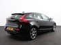 Volvo V40 2.0 T2 Ocean Race Climate Control Navigatie Lederen bekleding Parkeersensoren Trekhaak Lichtmetalen velgen