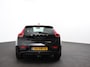 Volvo V40 2.0 T2 Ocean Race Climate Control Navigatie Lederen bekleding Parkeersensoren Trekhaak Lichtmetalen velgen