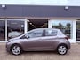 Toyota Yaris 1.5 Hybrid Dynamic Navi Cruisecontrol LM velgen