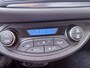 Toyota Yaris 1.5 Hybrid Dynamic Navi Cruisecontrol LM velgen