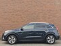 Kia Niro EV e-Niro DynamicPlusLine 64 kWh | Trekhaak | Adaptive Cruise Control | Climate Control | Camera Achter | Parkeersensoren Voor & Achter | Schuif-/Kantel dak |