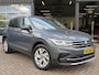 Volkswagen Tiguan 1.4 TSI 245pk eHybrid Elegance / Trekhaak wegklap. / IQ Light / Stoel + stuurverw. / Elec. achterklep / BOVAG garantie