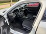 Peugeot 2008 1.2 Turbo 130PK Active Pack Automaat | Navigatie | Apple carplay | Hoge zitpositie | Camera | Parkeersensoren | Climate Control | Cruise Control | Lichtmetalen velgen |