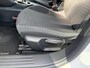 Peugeot 2008 1.2 Turbo 130PK Active Pack Automaat | Navigatie | Apple carplay | Hoge zitpositie | Camera | Parkeersensoren | Climate Control | Cruise Control | Lichtmetalen velgen |