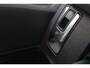 Volkswagen Golf Cabriolet 2.0 GTI 210PK DSG 7 AUTOMAAT | NEDERLANDSE AUTO | APPLE CARPLAY / ANDROID AUTO | PARK SENSOREN VOOR EN ACHTER | 17" LICHT METALEN VELGEN | XENON VERLICHTING | KOPLAMPREINIGING | SPORTSTOEL MET RUITMOTIEF | LEDER STUURWIEL EN VERSNELLINGSPOOK | MISTLAMPEN VOOR |