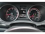 Volkswagen Golf Cabriolet 2.0 GTI 210PK DSG 7 AUTOMAAT | NEDERLANDSE AUTO | APPLE CARPLAY / ANDROID AUTO | PARK SENSOREN VOOR EN ACHTER | 17" LICHT METALEN VELGEN | XENON VERLICHTING | KOPLAMPREINIGING | SPORTSTOEL MET RUITMOTIEF | LEDER STUURWIEL EN VERSNELLINGSPOOK | MISTLAMPEN VOOR |