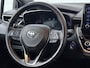 Toyota Corolla 2.0 Hybrid First Edition | Navigatie | Trekhaak | Executive licht metalen velgen | Erdal 10-9 voor bumper