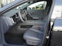 Leapmotor B05 ProMax Design 67.1 kWh | Panoramadak | Elektrisch verstelbare stoelen | Stuurwiel verwarming | Apple carplay/Android auto | Sfeerverlichting | Regensensor | Privacyglas | 19 inch lichtmetalen velgen