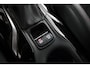 Toyota Corolla Touring Sports 2.0 Hybrid Executive JBL | Stoelverwarming | Trekhaak | Parkeer sensoren |