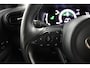 Toyota Yaris 1.5 Hybrid 115 Dynamic | Stoelverwarming | Stuurwiel verwarming | Parkeer sensoren |