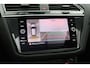Volkswagen Tiguan 1.4 TSI eHybrid 245 PK R-Line Business, Trekhaak, Panoramadak, 20" LM, 360 Camera