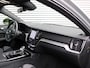 Volvo V60 2.0 T6 Plug-in hybrid AWD Plus Dark Automaat / Nappa leder / Trekhaak / 360* camera / Harman Kardon audio / Stoel + Stuur + Achterbank verwarmd /