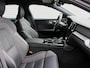 Volvo V60 2.0 T6 Plug-in hybrid AWD Plus Dark Automaat / Nappa leder / Trekhaak / 360* camera / Harman Kardon audio / Stoel + Stuur + Achterbank verwarmd /