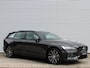 Volvo V60 2.0 T6 Plug-in hybrid AWD Plus Dark Automaat / Nappa leder / Trekhaak / 360* camera / Harman Kardon audio / Stoel + Stuur + Achterbank verwarmd /