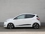Hyundai i10 1.0i i-Premium | NAP | Stoel- & Stuurverw. | Climate Control | Navigatie
