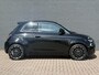 Fiat 500 3+1 Icon 42 kWh | SOH 95,4 % | 306 Km WLTP | Dealeronderhouden | Adaptieve Cruise Control | Lane Assist | Glazen dak | JBL Audio | Navigatie | Apple Carplay | DAB | Parkeersensoren Voor & Achter | Parkeercamera | Dode Hoek Detectie |