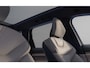 Volvo EX90 Twin Motor Ultra Executive Edition 7p. 106 kWh | 7-Zits | Google | Luchtvering| Stoelverwarming Voor + Achter | Panoramadak | Head-Up Display | Getint Glas | Bowers & Wilkins Audio | Adaptieve Cruise Control | Massage | Keyless | Stuurverwarming | Pilot Assist | Elek. Achterklep | 22 Inch Glossy Black Diamond Lichtmetalen Velgen