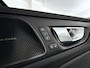Volvo V60 T8 Plug-in hybrid AWD Plus Dark | 360° camera | Harman Kardon | Stoel- en stuurverwarming | Trekhaak