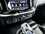 Volvo V60 T8 Plug-in hybrid AWD Plus Dark | 360° camera | Harman Kardon | Stoel- en stuurverwarming | Trekhaak