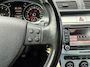 Volkswagen Passat Variant 1.4 TSI Highline - Deep Black Pearlescent - Luxe & Ruim - Cruise/Clima - Keurig