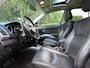 Mitsubishi Outlander 2.0 Instyle Automaat Leer Schuif/kanteldak Ecc CruisecontrolTrekhaak Xenon Keyless Entry Pdc Stoelverwarming 18" Lm Velgen