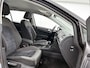 Volkswagen Golf 1.2 TSI Highline Automaat | Cruise Control | Navigatie | Airco | Trekhaak | NAP