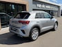 Volkswagen T-Roc 1.5 TSI 150pk DSG R-Line | Camera | Keyless | Elek. Achterklep | Dode hoek | Rijklaar incl. 1 jaar Bovag garantie