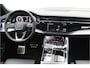 Audi Q8 60 TFSI e 490 PK Quattro S-Line Pro Line Competition PHEV, Panoramadak, Trekhaak, RS-Stoelen, Bang&Olufsen, Memory, Sfeerverlichting