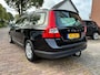 Volvo V70 2.0 107KW Limited Edition + 16"/ Navi/ Clima/ Cruise/ Leder/ Stoelverwarming/ NL auto