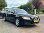Volvo V70 2.0 107KW Limited Edition + 16"/ Navi/ Clima/ Cruise/ Leder/ Stoelverwarming/ NL auto
